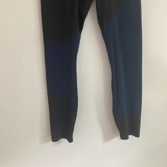 Lululemon Nulu Colour Block Tight True Navy BLK - Picture 8 of 14